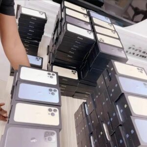 wholesale iphone liquidation pallet (15 phones)