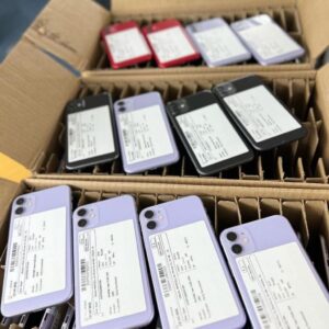 wholesale mixed iphone pallet (15 phones)