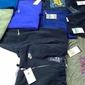 wholesale nike clothing (300 pieces)